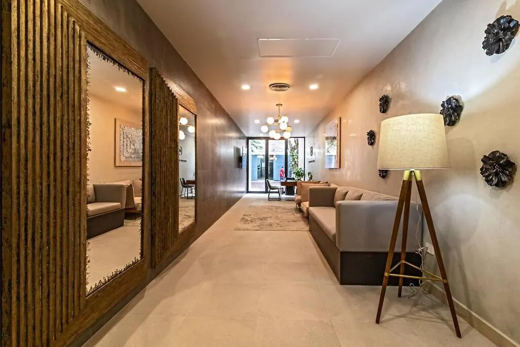 Cozy 5Th Avenue Apt - Distrito Corazon C4 Playa del Carmen 0*,  Mexico